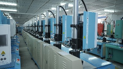 珠海伺服超聲波焊接機助力汽車行業(yè)發(fā)展—高穩(wěn)定可靠焊接